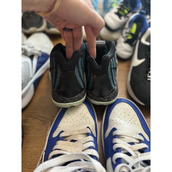 Size 6.5 (GS) - Nike Kyrie 4 Mid 80s NBS172 - Picture 4 of 5